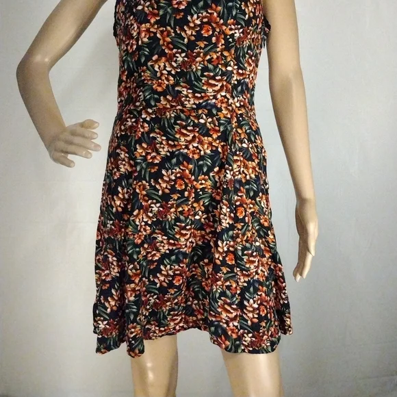 Hollister Dress - Picture 9 of 9